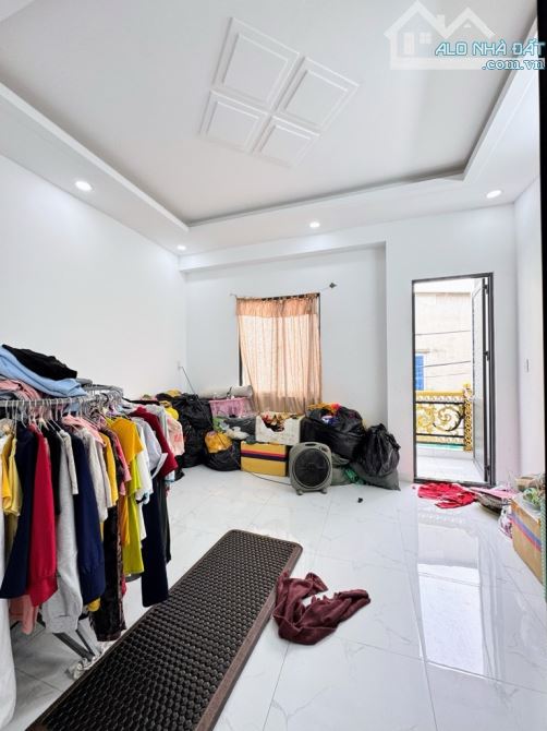 NHÀ MỚI 2 TẦNG, GẦN CHỢ BÌNH LONG - GIÁP TÂN PHÚ, 44M2 NGANG 4,5M, GIÁ CHỈ NHỈNH 4 TỶ XÍU - 2