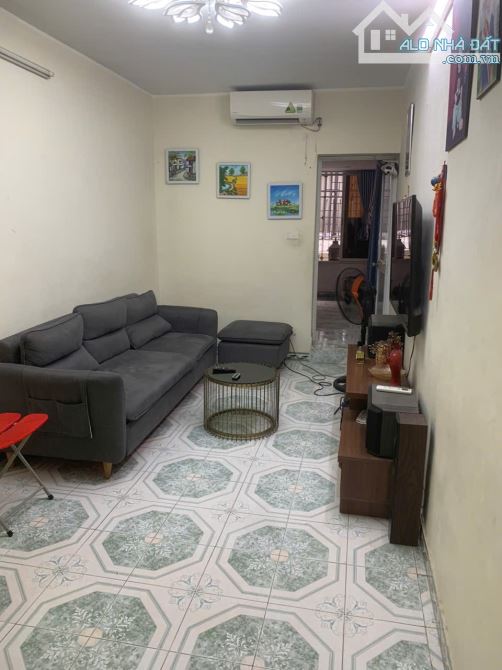 Bán tập thể Vật tư kỹ thuật xi măng Quỳnh Lôi - Hai Bà Trưng - DT52m - DT sử dụng 100m - 1