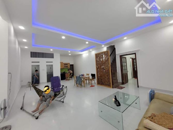 HẺM Ô TÔ - 128M2 - 2 TẦNG - CHIẾN THẮNG - PHƯỜNG 9 - PHÚ NHUẬN - NHỈNH 11 TỶ - 2
