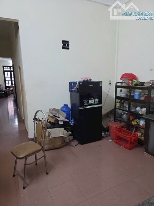 Nhà 2 tầng 3 phòng ngủ nội thất đầy đủ Hồ Đắc Di gần làng đại học - 2