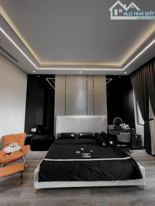 Bán nhà villa ngay khu hà đô DT: 13,5m x 20m, 3 tầng giá chỉ 61ty500 còn thương lượng - 2