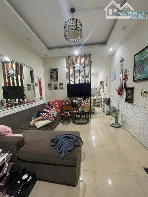 Mặt Ngõ Đội Cấn Ba Đình, Dt 40m, 4 Tầng, 4 Ngủ, Mt 3.7m, Giá 11 Tỷ - 2