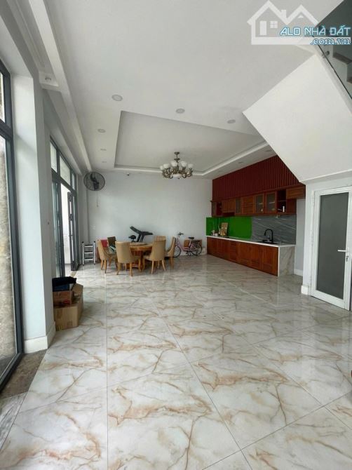 BIỆT THỰ ĐÔNG HƯNG THUẬN, Q12_NGANG 8M_128M2_HẺM XE TẢI TRÁNH NHAU_GẦN TRƯỜNG CHINH_74TR/M - 2