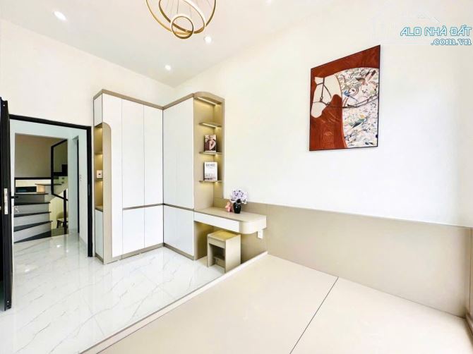 Nhà 3 tầng- Bãi Sậy, Trại Chuối, Hồng Bàng- giá 3,69 tỷ - 2