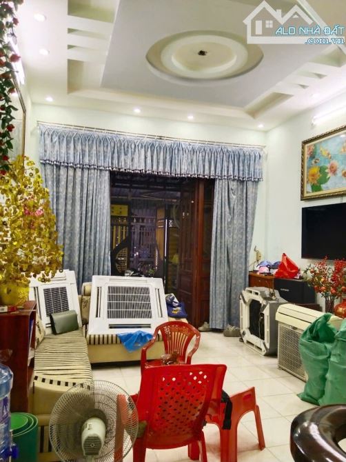 Bán gấp nhà 62m2. 2 tầng liên khu 5-6. BHHB. Bình Tân chỉ 4.5ty - 2