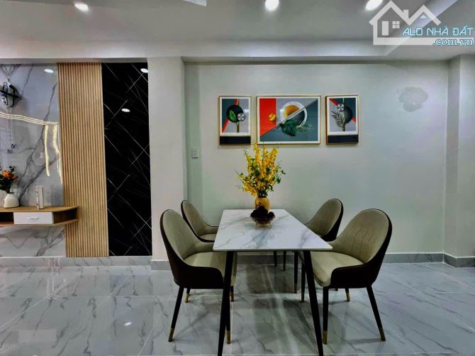 Vị trí đẹp - Gần chợ Tân Hương. Nhà 50m2 Nguyễn Súy, Tân Phú giá 1 tỷ 650. Xây trệt 1 lầu - 2