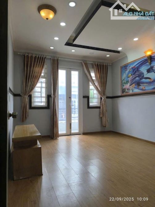 BÁN NHÀ LÊ VĂN KHƯƠNG Q12 - 4 TẦNG 52M2  - HẺM XE HƠI - 4.56 TỶ - 2