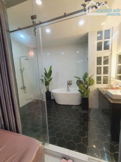 HHMG 1%. nhà P16, 4x17, 1 Lầu, 3PN, 3WC, nhà mới đẹp - 2