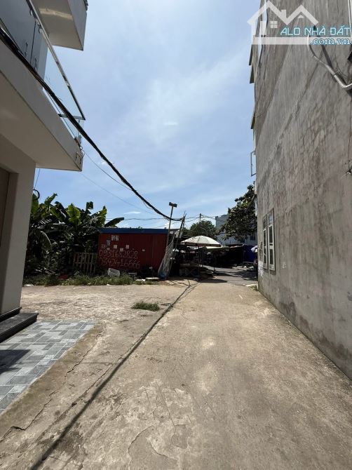 🔥🔥🔥 Lô đất 63,2m2 sát chợ Lương Quán – Nam Sơn–Giá chỉ 2,05 tỷ -Ô Tô đỗ cửa - 2