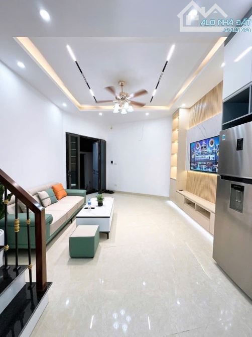 Trung Tâm Hai Bà Trưng – Sát Mặt Phố – Full Nội Thất  – 4.85 Tỷ - 2