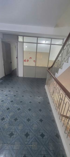 nhà mặt tiền Tỉnh Lộ 10 , 4x18m, 2L,5pn, giá 12tr/tháng - 2