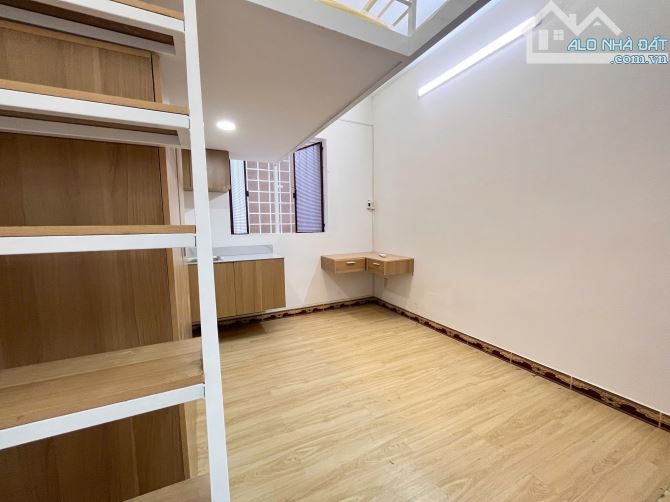 Duy nhất căn Duplex cửa sổ Q10 - gần ngay Vạn Hạnh Mall, Vincom Plaza, Việt Nam Quốc Tự,.. - 2