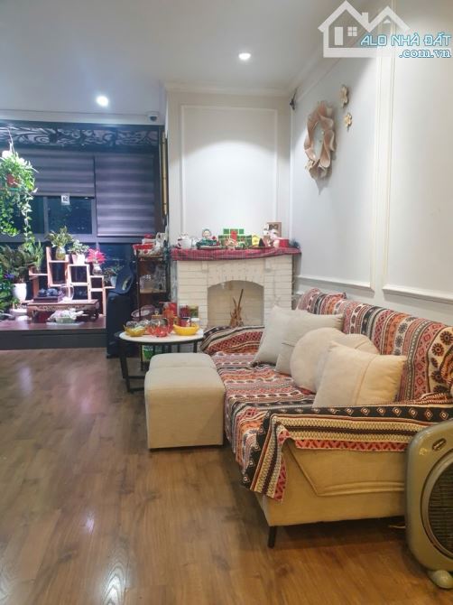 🔥Chung Cư Cao Cấp, Vị Trí Ngay Cầu Vượt Ngã Tư Sở, Lô Góc, DT 96m2, 3PN, Giá 8.88 Tỷ - 2