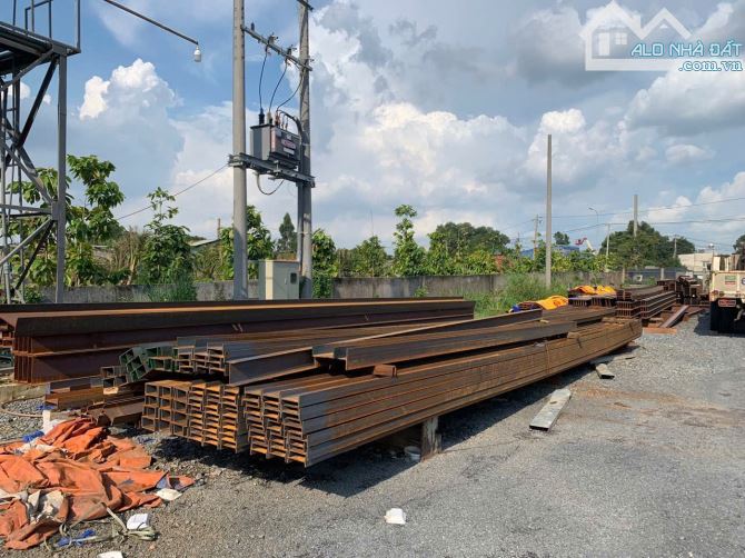 B.án mặt tiền khu vực Biên Hòa. Đồng Nai. Tuyến đường thông thương các KCN lớn..  + DT: 80 - 2