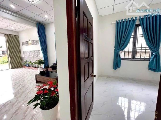 Bán nhà hẻm Tuệ Tĩnh, nhà đẹp, hẻm oto 2,25t - 2
