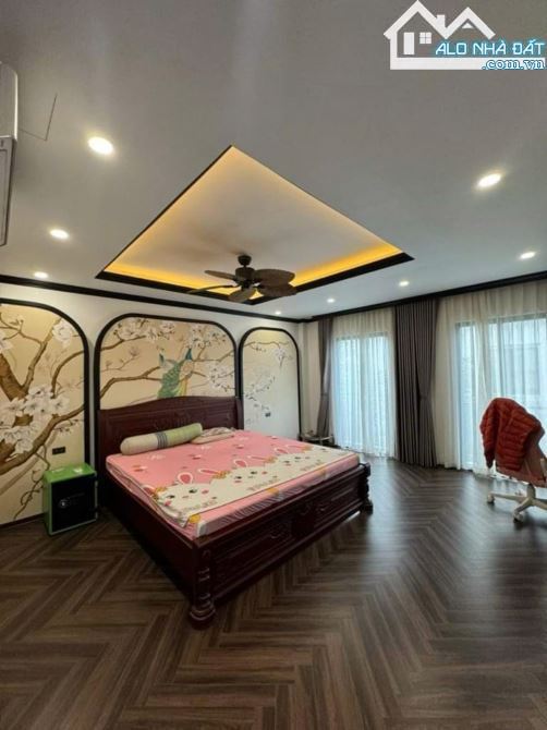 BÁN NHÀ HOÀNG QUỐC VIỆT, ÔTÔ TRÁNH, 2 THOÁNG KINH DOANH, THANG MÁY, DT 71M2 GIÁ 26 TỶ - 2