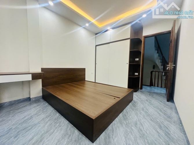 BÁN NHÀ, LÔ GÓC- DI TRẠCH- Ô TÔ ĐỖ CỬA- 5,8 TỶ - 2