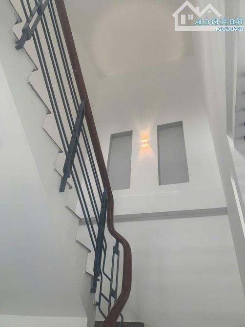 NHÀ ĐẸP 2 TẦNG,CĂN GÓC-HẺM XE TẢI,Ô TÔ NGỦ TRONG NHÀ 68M2 (4,5*16) 💰 CHỈ 5.2 TỶ  TL - 2