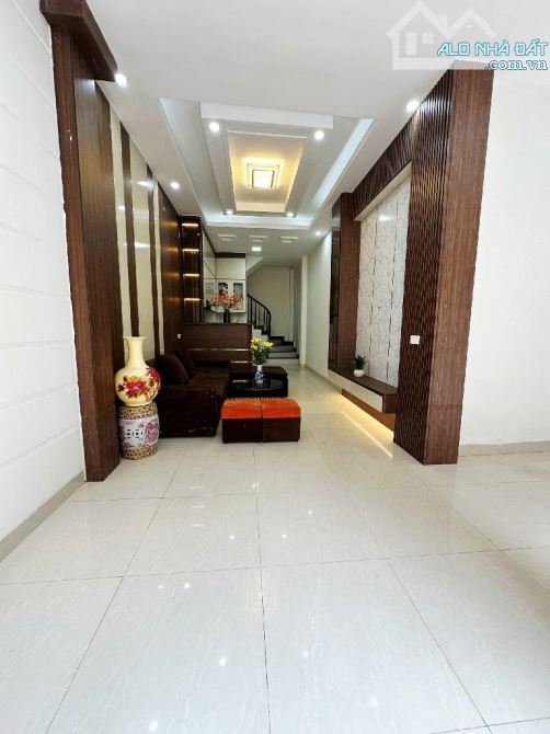 Định Công, ngõ nông, ở ngay 36m2 x5 tầng, 7,55 tỷ - 2