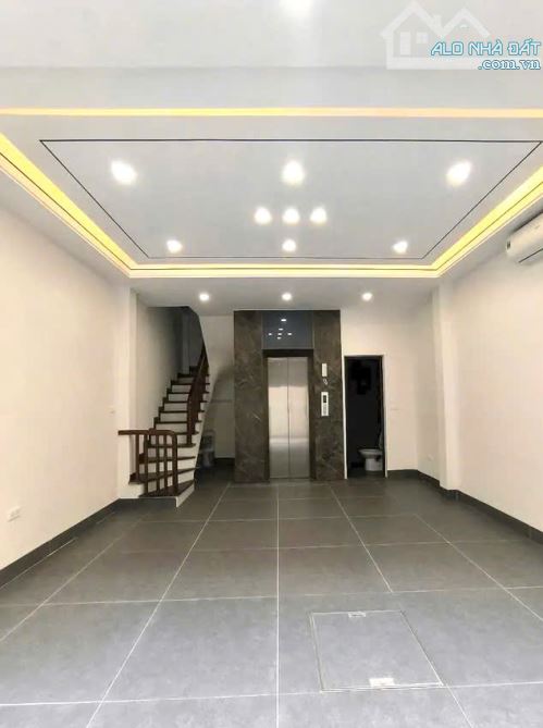 View KĐT Khai Sơn - Phố Ngọc Thụy, Nhà đẹp Thang Máy 6Tầng - VF9 Quay đầu, Giá Đầu Tư F1 - 2