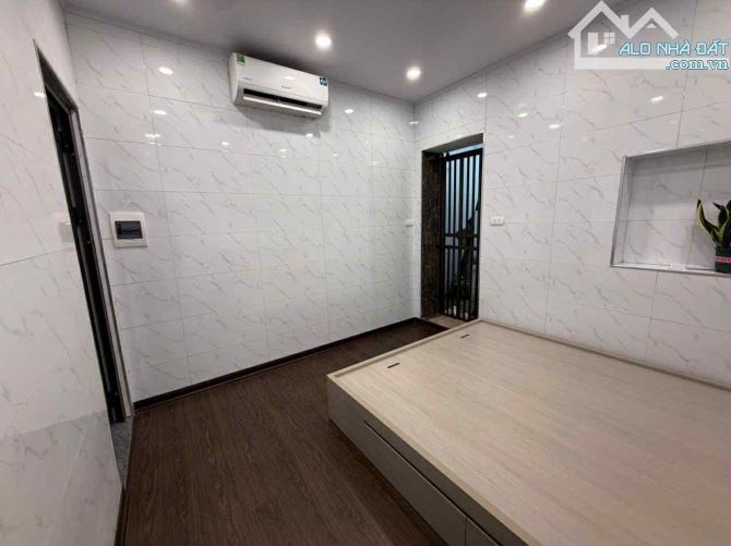 Bán Nhà TT 8/3, 25M - Tầng 3 Giá 1,4 Tỷ. Full nội thất, thoáng sáng - 2