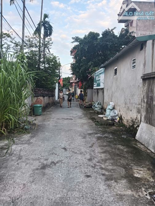 💥 LÔ GÓC 🚘 Ô TÔ ĐỖ CỬA 💲 Giá rẻ đầu tư  ** Đc: chương dương - thường Tín - HÀ NỘI  ** D - 2