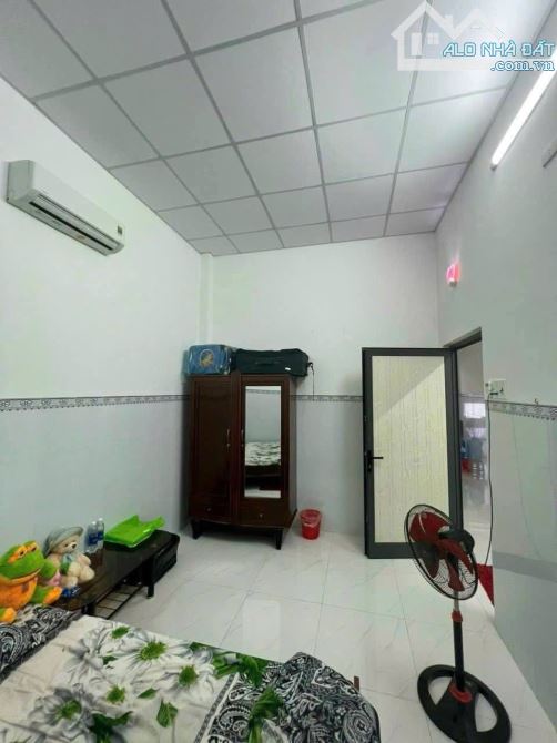 Bán gấp căn nhà Đ.Tân Hiệp 4 - hóc môn - 129m2 - Giá 1 tỷ - SHR - 2PN - 2