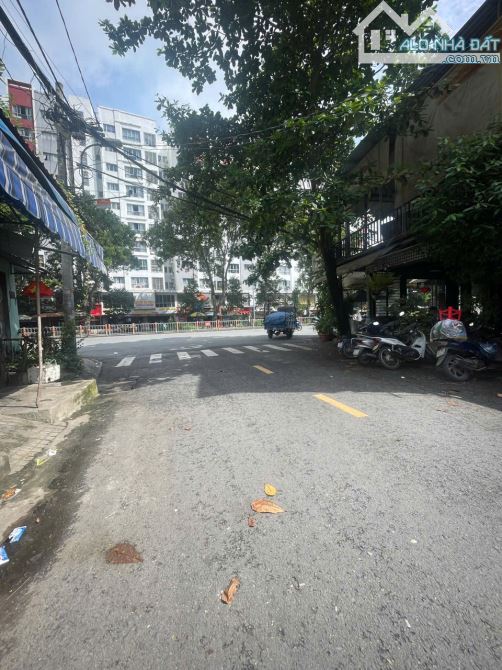 cho thuê nhà MT đoàn giải 4x18 trệt thông suốt   cách siêu thị aoe 20m vị trí siêu đẹp - 2