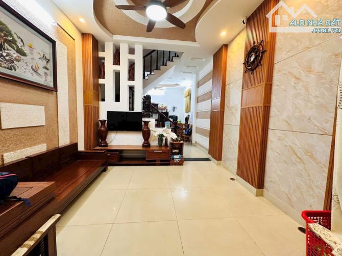 CDV-MS.05 - Bán nhà 1 trệt 2 lầu hẻm 266 đường Lê Hồng Phong p Vũng Tàu tp HCM. - 2