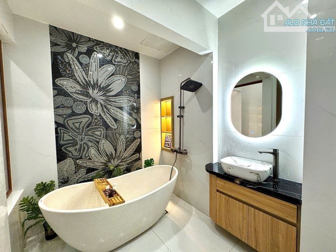 Căn nhà đẹp say đắm full nội thất nhập khẩu, thiết kế hiện đại - 2
