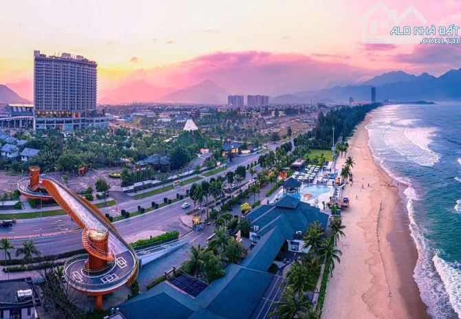 🌊 SÁT BIỂN NGUYỄN TẤT THÀNH – BÁN ĐẤT 139,5m² TẶNG NHÀ 1T kiên cố 🌊 🏠 Đường ô tô, vị tr - 2