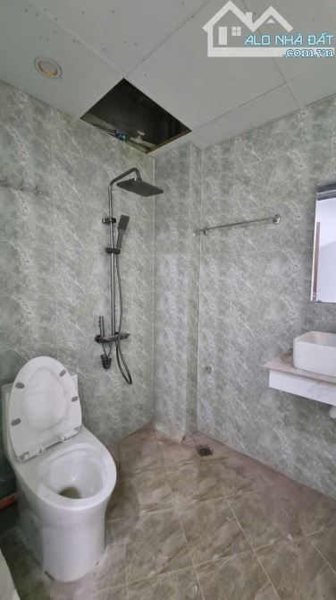 SIÊU PHẨM 6 TẦNG THANG MÁY - HÀNG XÓM KĐT - TIỆN ÍCH BẠT NGÀN - 2