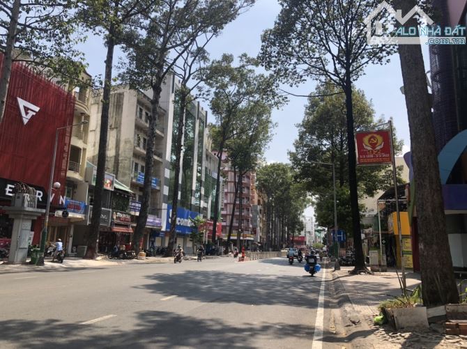 Mặt tiền KD đường Bùi Hữu Nghĩa ngay góc Trần Hưng Đạo. DT 4x20m, 5 tầng. Giá chỉ 33 tỷ - 2