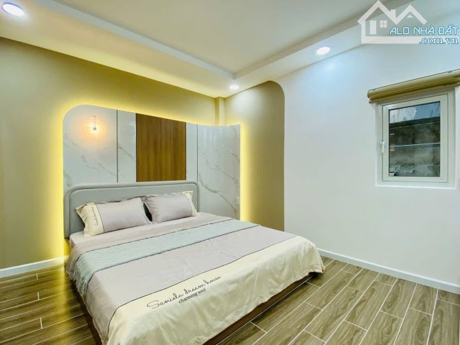 Giảm 800tr bán nhà 1/ Nguyễn Đình Chiểu, Quận 1. Giá 7 tỷ 870/ CN 66m2 (4,4x15). HXH 7m - 2