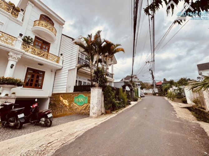 CẦN VỐN BÁN GẤP CĂN NHÀ TÂM HUYẾT KHU HỌC VIỆN AN NINH CAO ĐÀ LẠT 328M2 13,5 TỶ - 2