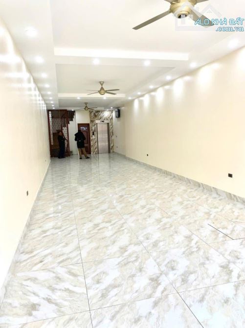 MBKD Nhà mặt phố Văn Phú trục đường đôi 5 tầng, có Thang máy - 2