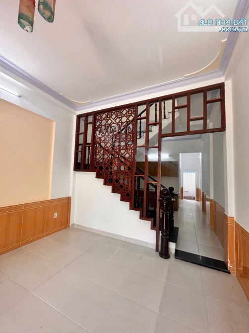 Bán nhà THẠNH LỘC 19 Q12 _ 4x19m. Ngay chợ CẦU ĐỒNG. 2 Tầng MỚI ĐẸP_ Chỉ 4ty680 - 2