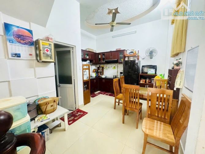 BÁN NHÀ ĐẸP 1 TRỆT 2 LẦU – HẺM Ô TÔ ĐƯỜNG LÊ HỒNG PHONG, GẦN NGÃ 5 – GIÁ 5.45 TỶ - 2