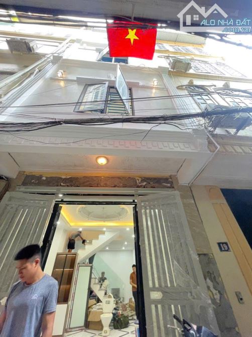 BÁN NHÀ GIẢI PHÓNG, Ô TÔ ĐỖ CỬA, FULL NỘI THẤT Ở LUÔN, 45M2X 5T GIÁ CHỈ 10,2 TỶ - 2