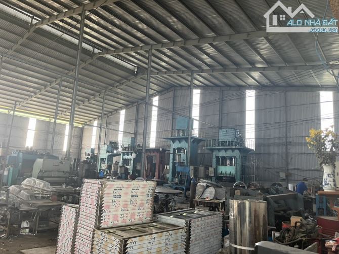 🏭 GẤP BÁN NHÀ XƯỞNG MẶT TIỀN ĐƯỜNG N7 – ĐỨC HÒA ĐÔNG, LONG AN 📐 Diện tích: 90 × 40 = 3.6 - 2