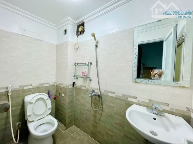 Nhà Xuân La - 65m2 x 5 tầng - ô tô qua nhà - gần hồ tây - 2