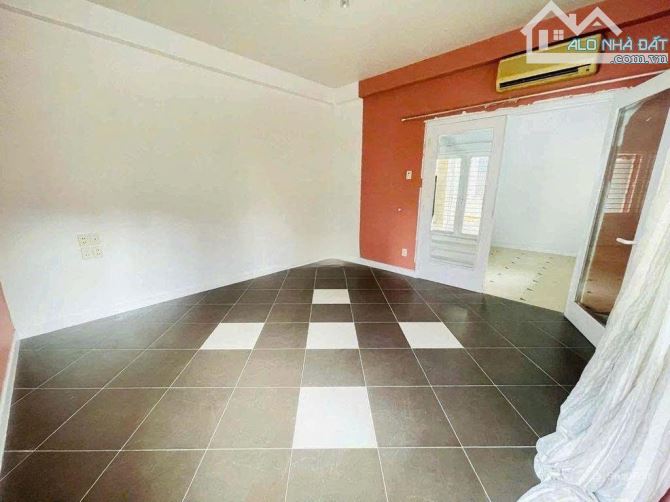 VIP-BIỆT THỰ CAO THẮNG- 15M X 18M- 3 TẦNG, SÂN VƯỜN- PHƯỜNG 05, QUẬN 3 - 2
