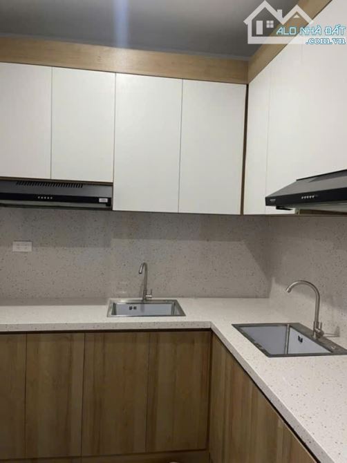 MẠC THỊ BƯỞI - NHÀ DÒNG TIỀN – THANG MÁY – 12 PHÒNG KHÉP KÍN – DOANH THU 50 TRIỆU/THÁNG - 2