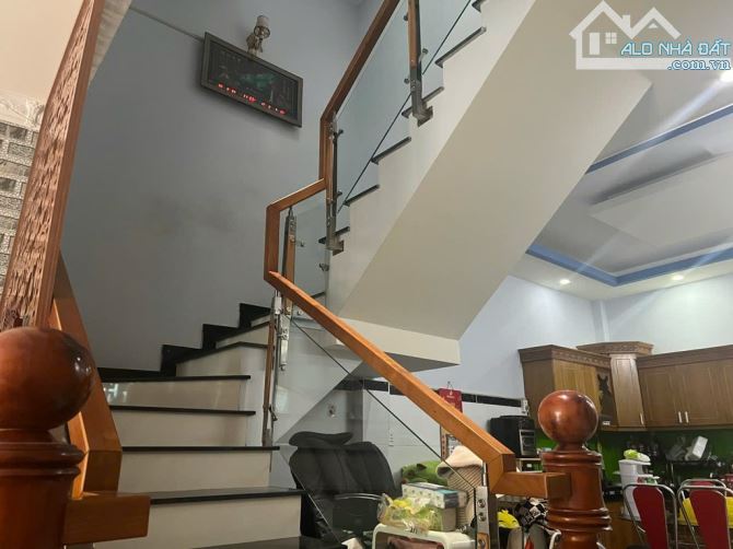 HUYỀN THOẠI LÊ TẤN BÊ -  3 TẦNG NHÀ ĐẸP LUNG LINH MÀ CHỈ 5.X.TỶ  : HẺM XE TẢI - 2