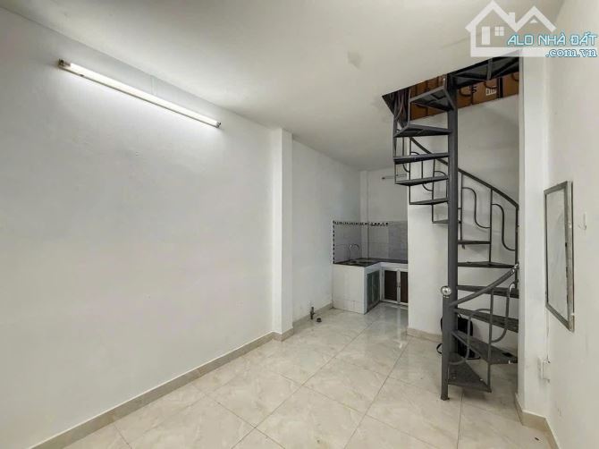 Bán nhà Trần Quang Diệu Quận 3, 2 tầng hẻm 4m giá chỉ nhỉnh 4 tỷ - 2
