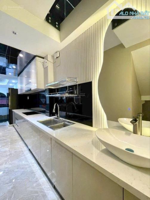 Bán gấp! Nhà 53m2 Trần Hưng Đạo, Cầu Kho, Q1. Xây 1 trệt 3 lầu. Gần Công An TPHCM - 2