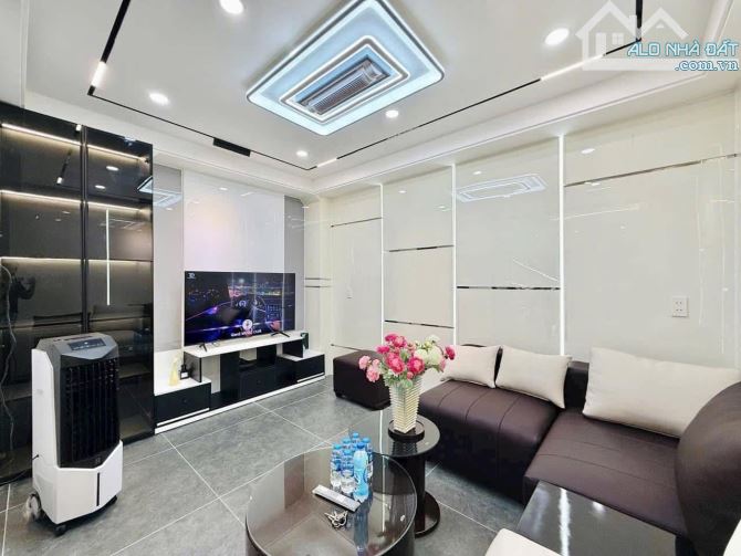 Nhà 62m2 Nguyễn Trãi, Q5 gần chợ Phùng Hưng, giá 5 tỷ 150. Xây trệt 2 lầu, hẻm 4m, sổ sẵn - 2