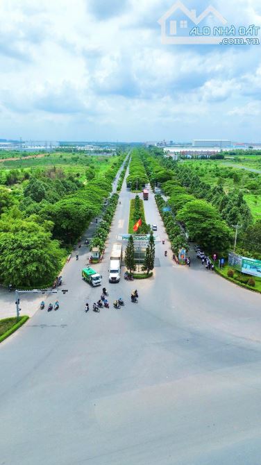 Đô thị giữa lòng KCN 80.000 công nhân - 2