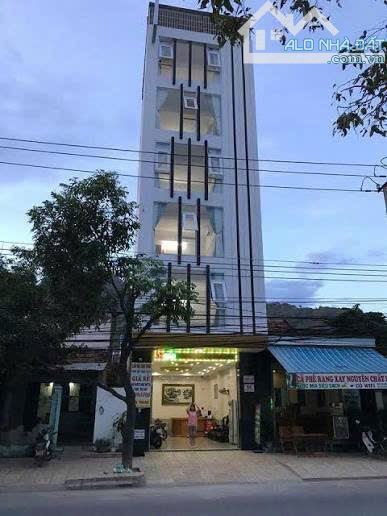 CẦN BÁN KHÁCH SẠN 6 TẦNG, 2 MẶT TIỀN ĐƯỜNG ĐIỆN BIÊN PHỦ, BẮC NHA TRANG, GIÁ 16 TỶ. - 2