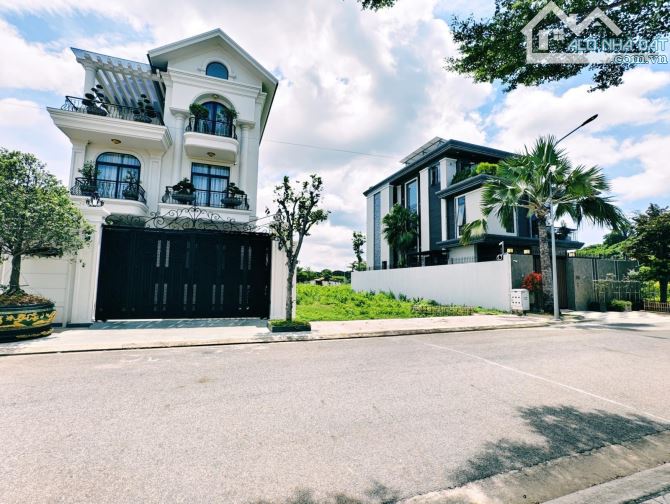 BÁN ĐẤT GÓC 2 MẶT TIỀN BIỆT THỰ PHƯỚC SƠN VŨNG TÀU DT 194M2 GIÁ CHỈ 12.7 TỶ ĐẤT Ở LÂU DÀI - 2